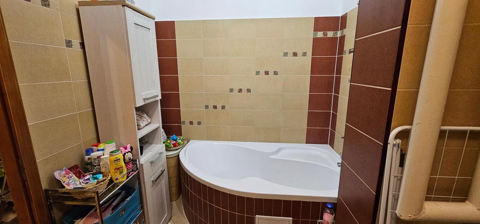 Anna Gyoengye Apartman Debrecen Eksteriør bilde